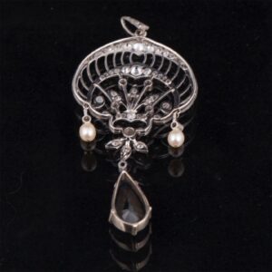 Platinum,950 pendant with diamonds and sapphires — image 3