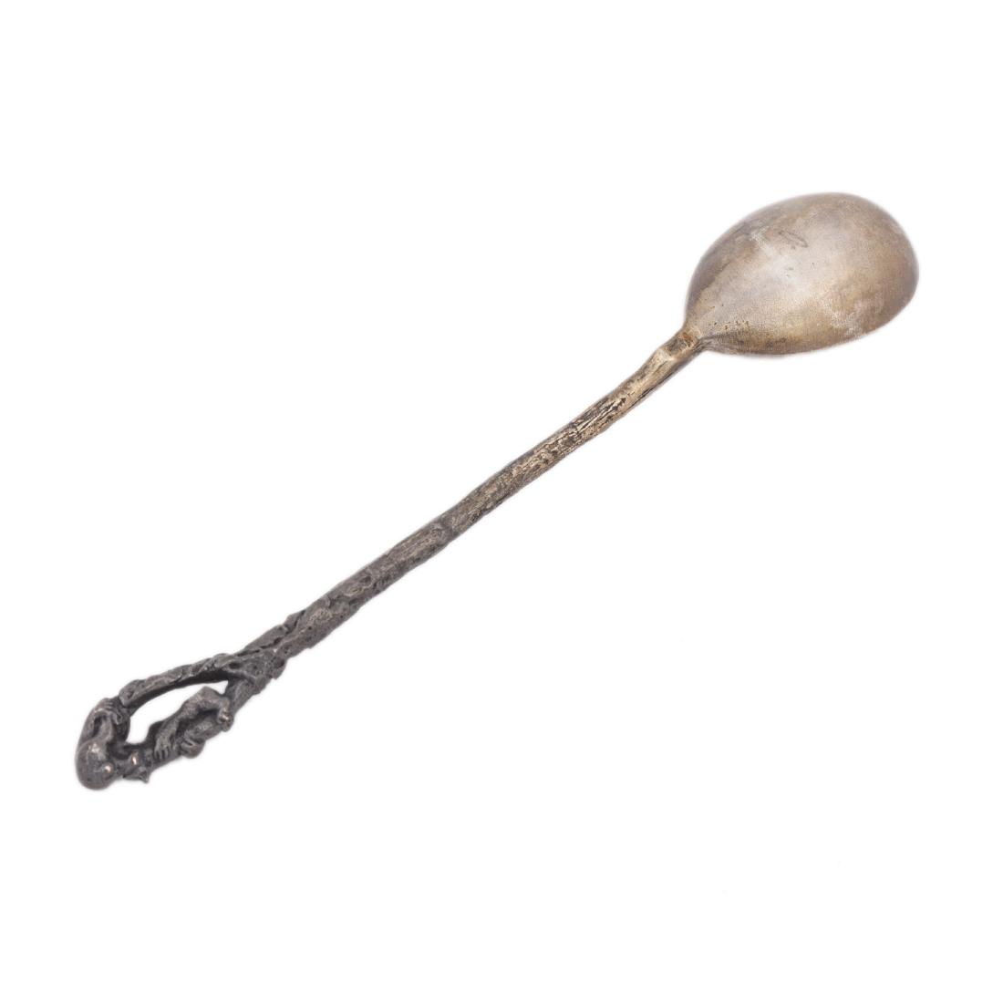 Silver cast tea-holder spoon "Bears" — image 2