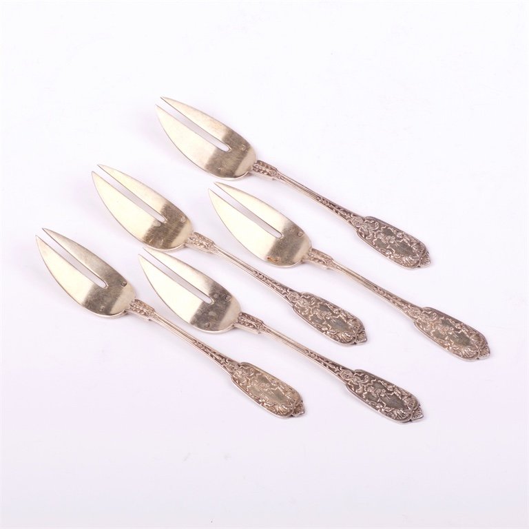 Silver set of 5 knifes for oyster. — image 1