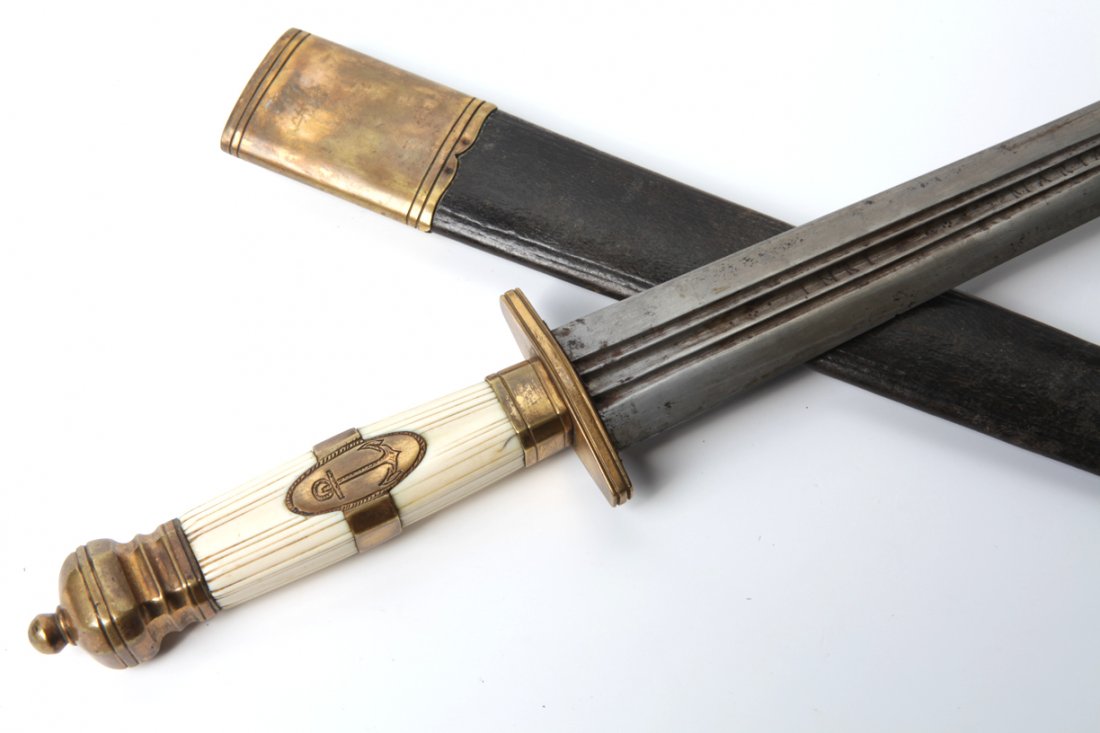 English navy dagger. — image 1
