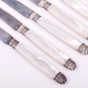 Set of 12 dessert knifes. French. — image 2