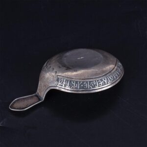 Unusual Russian presentation silver kovsh — image 3
