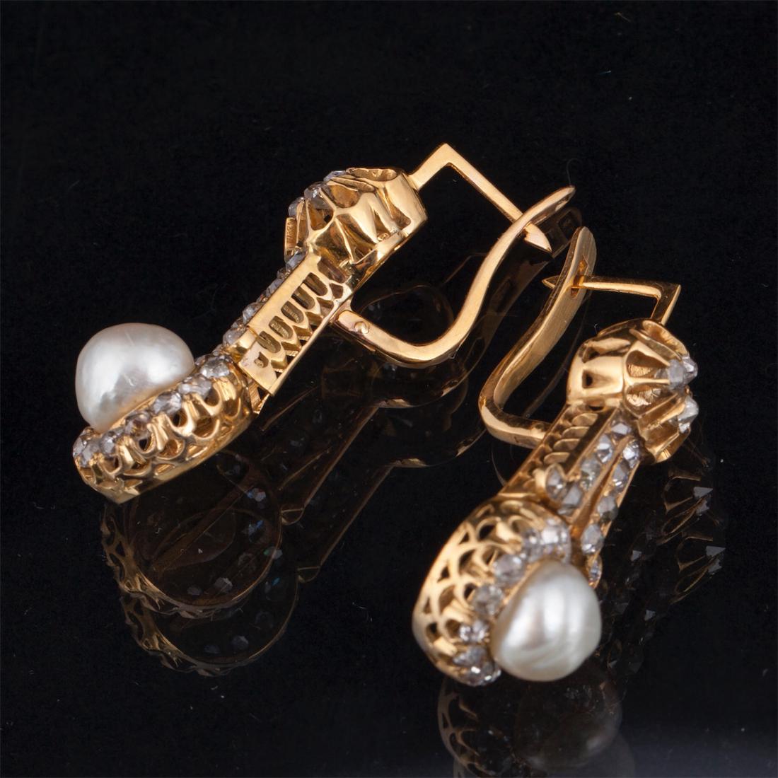 Gold, 585 earrings with diamonds and natural pearls — image 3