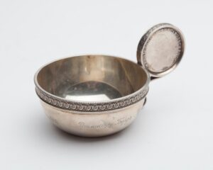 Russian cup with a coin-grip. Workshop of A. Bragin. — image 1