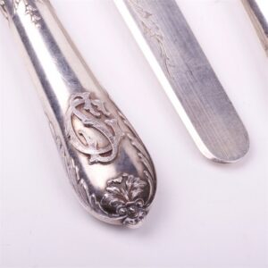 Set of 12 dessert knifes. French. — image 2