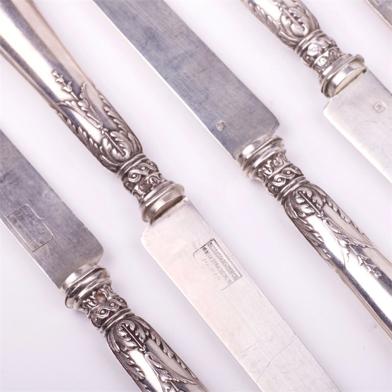 Set of 12 dessert knifes. French. — image 6