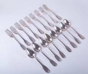 Set of French solid silver spoons and forks. — image 2