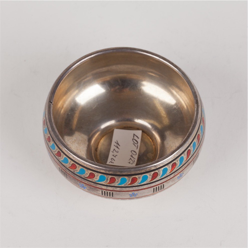 Silver salt cellar. I.P. Khlebnikov manufactory. 1871. — image 6