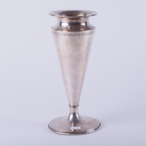 Sterling silver flower vase. — image 2