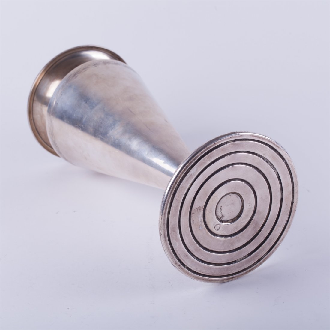Sterling silver flower vase. — image 3
