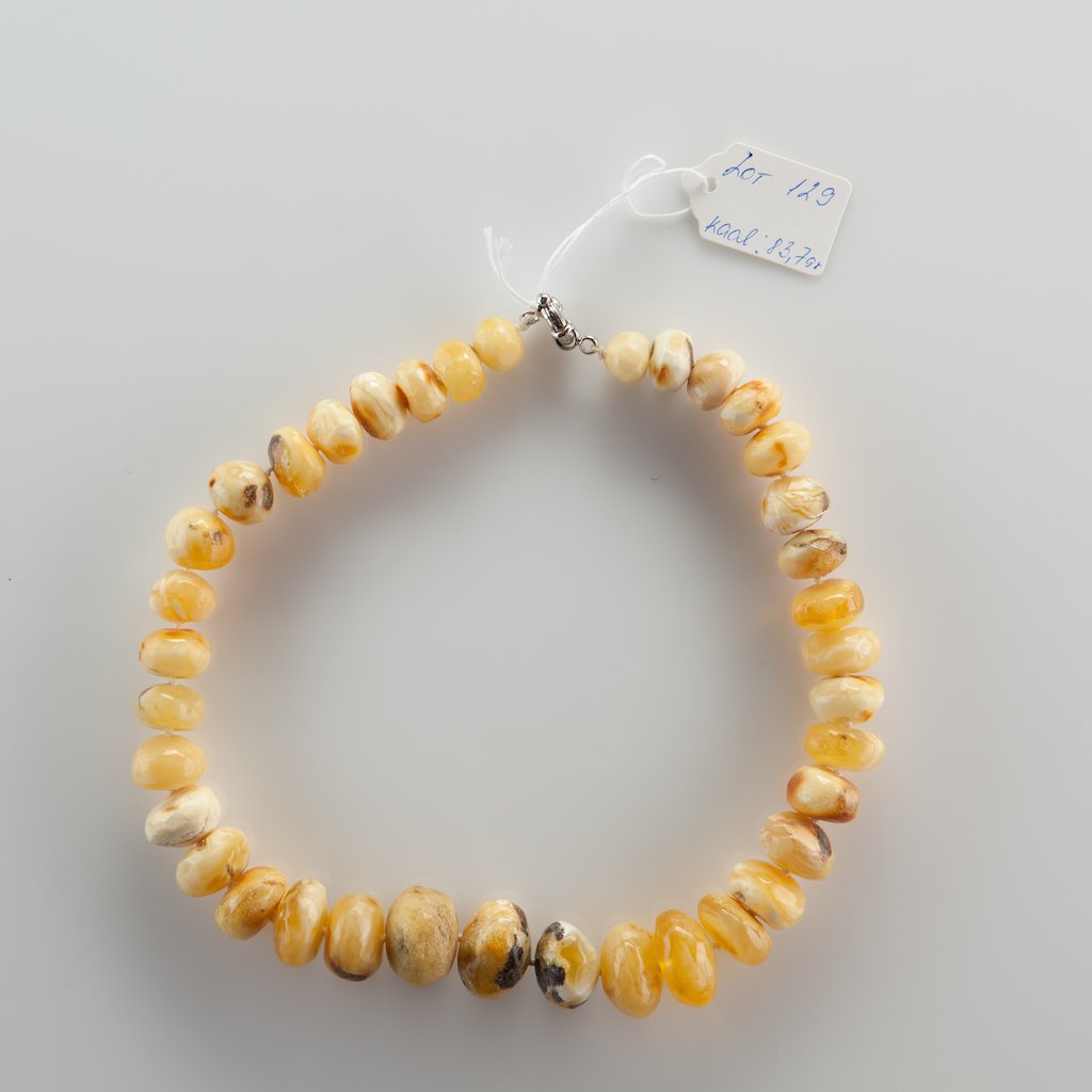 Natural Baltic Amber necklace. — image 2