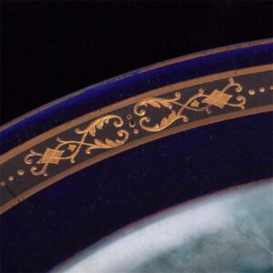 Decorative porcelain plate "On Borodino fields" — image 4