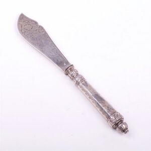 French silver dessert knife. — image 2