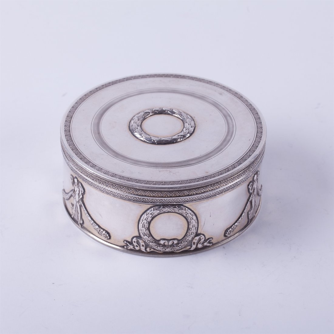 French solid silver box. — image 1