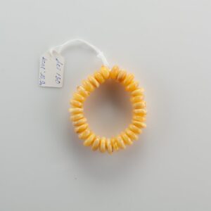 Natural Old Baltic Amber bracelet. — image 2