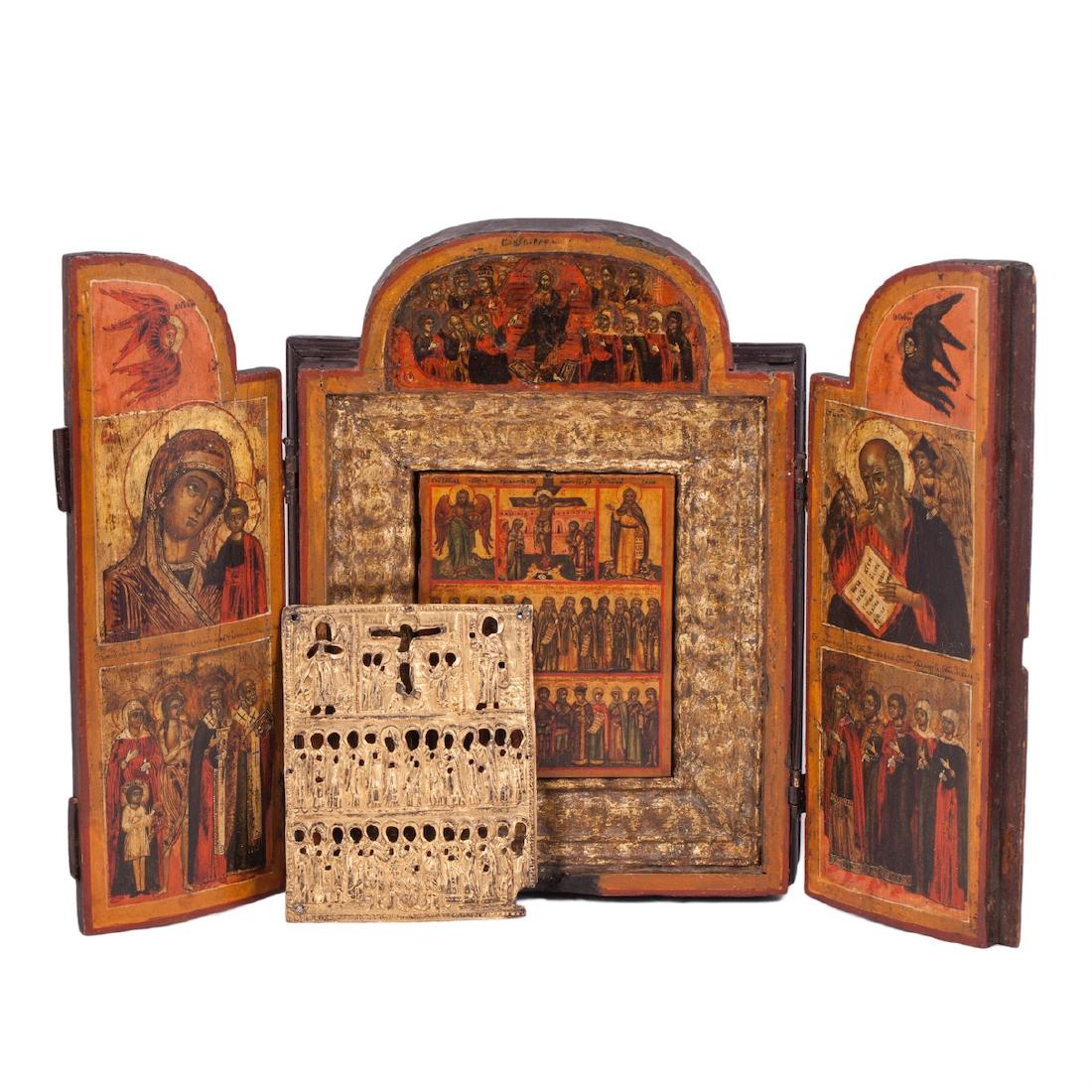 Russian wood triptych depicting of saints — image 1