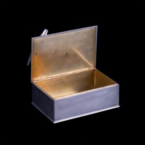 Very unusual Russian silver-gilt cigar box. Pogorzelski — image 4