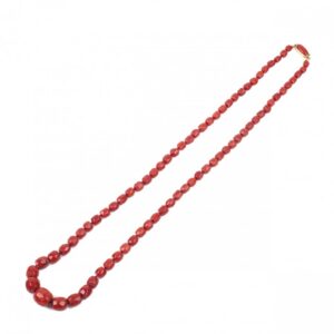 Antique Rose coral necklace with a 18K gold lock — image 1