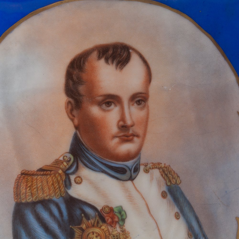 Flowerpots with Napoleon and Josephine portrait. — image 9