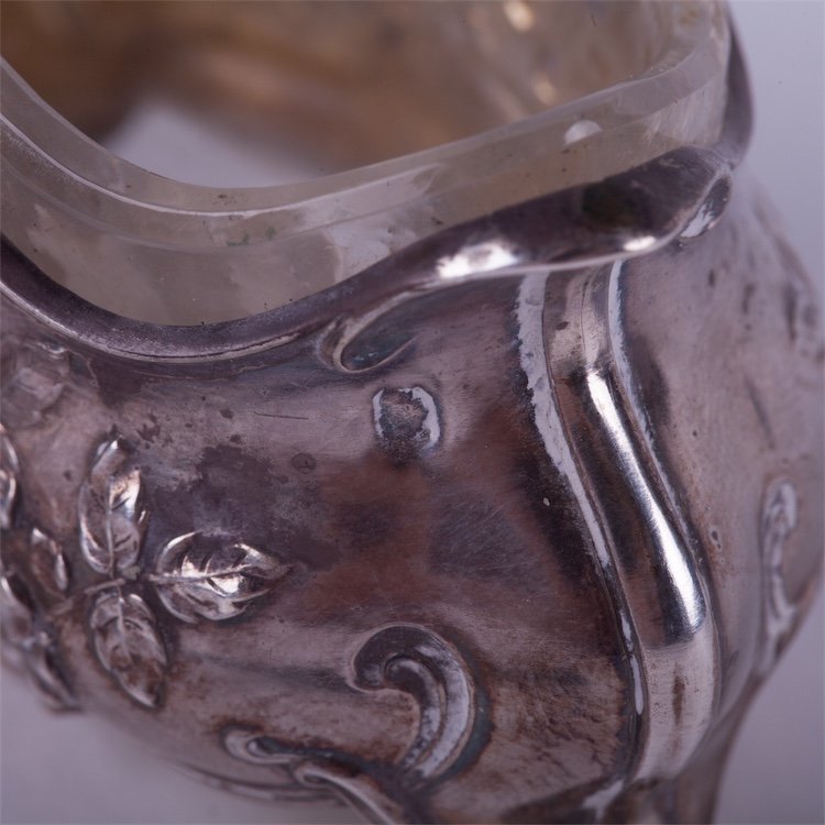 French solid silver salt cellars in box with glass and — image 4