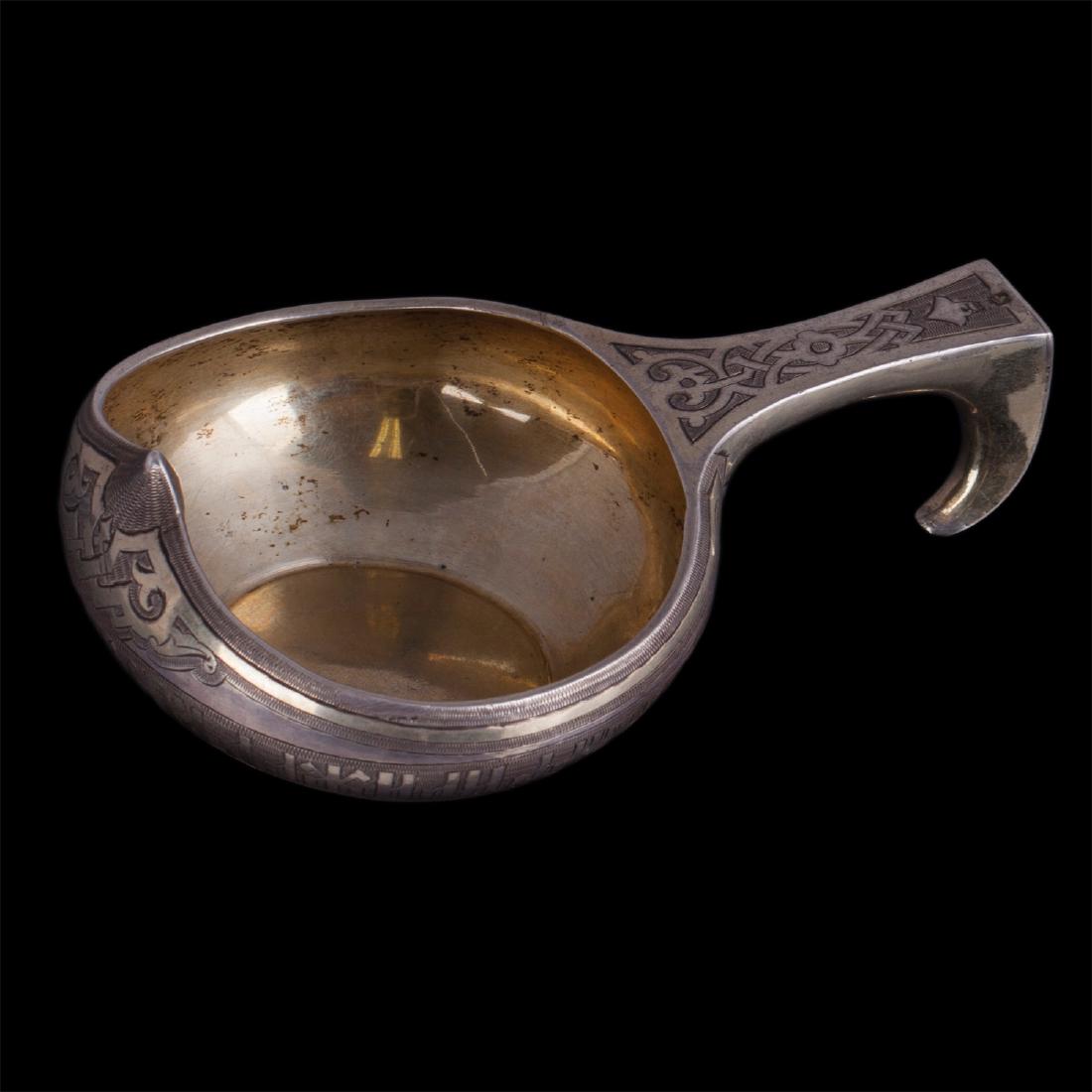 Russian silver and engraved kovsh with a proverb — image 4