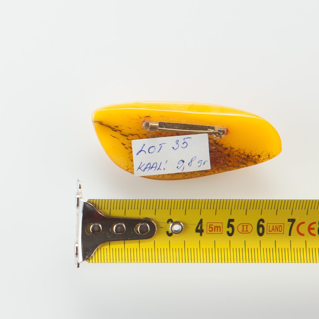 Natural Old Baltic Amber brooch. — image 2