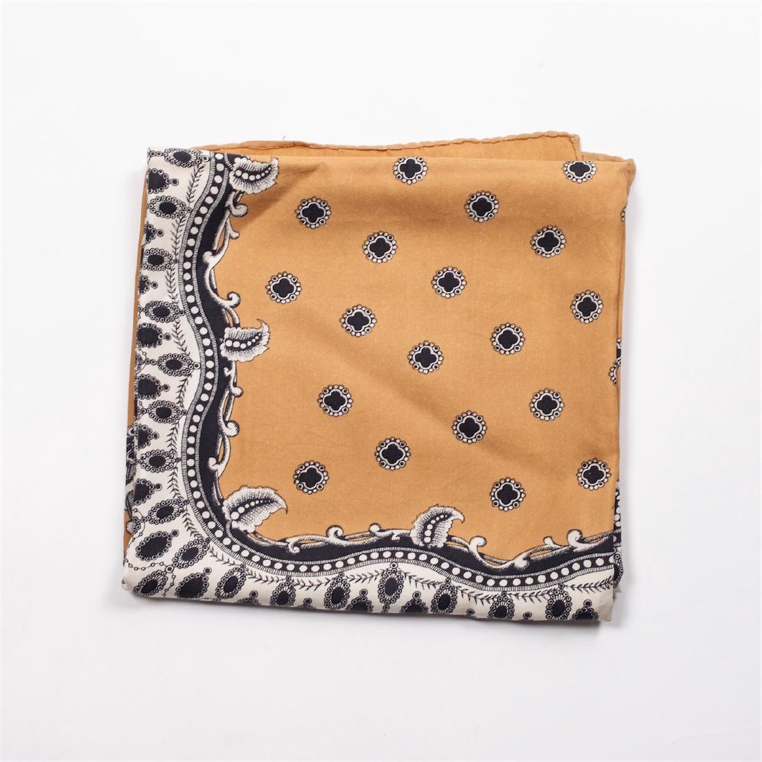 Rare Hermes "Chevaux en Cameos" silk scarf. 1963 — image 2