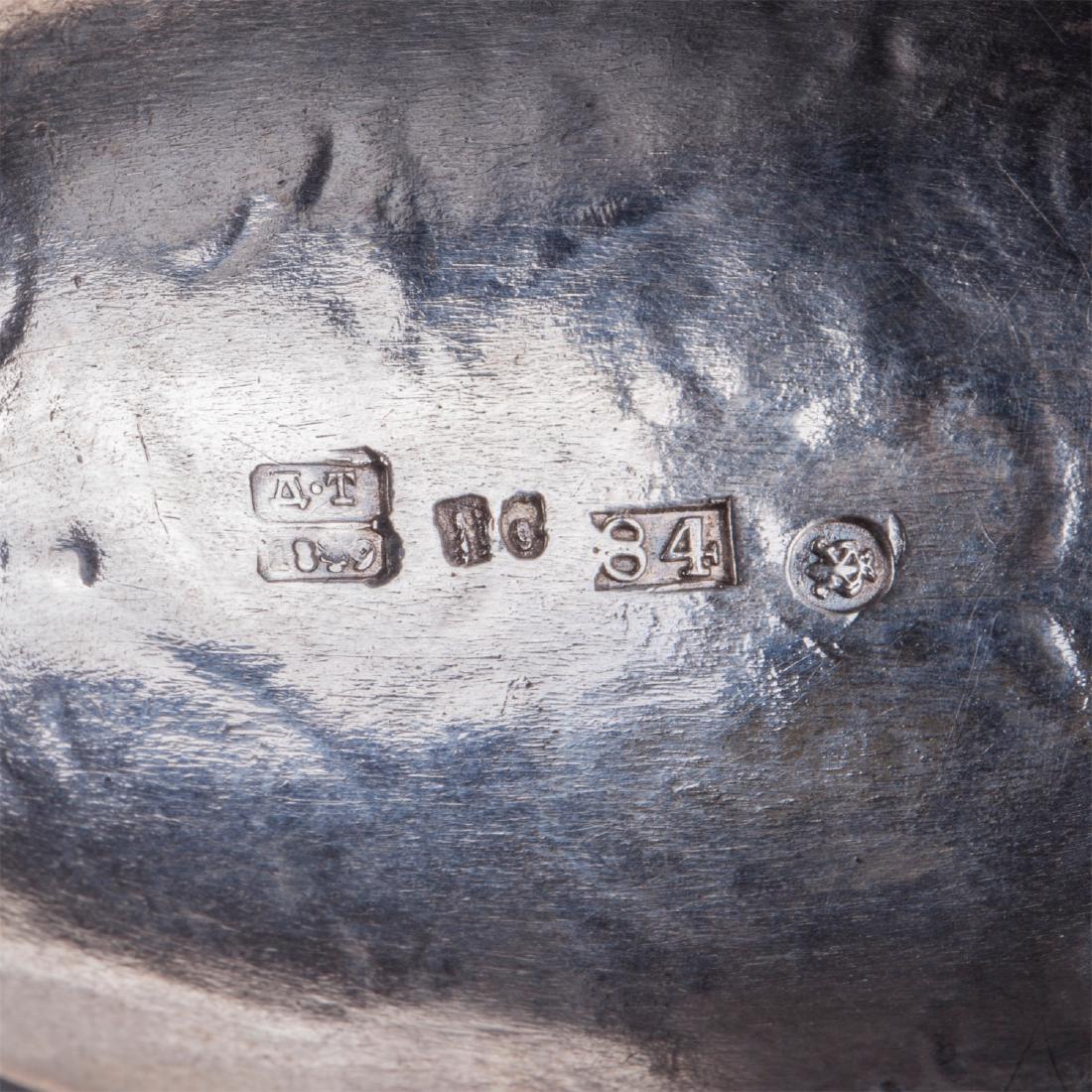 Russian silver-gilt and engraved kovsh, Sazikov — image 7