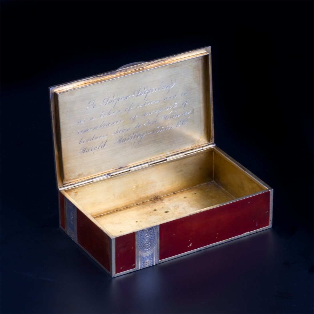 Unusual Russian silver-gilt and lacquer enamel cigar — image 5
