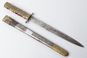 Chinese dagger. — image 1