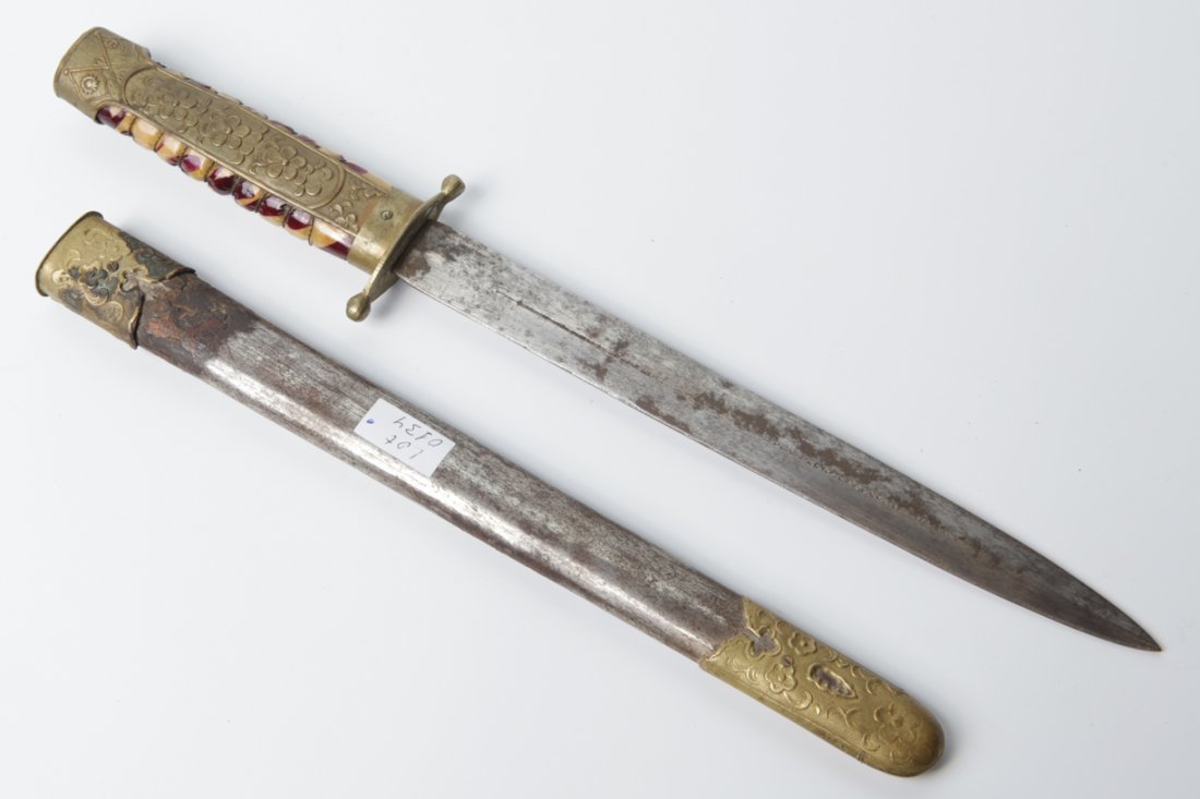 Chinese dagger. — image 1