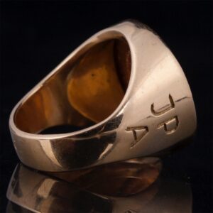 Gold, 18K ring with 20 Franks gold coin — image 3