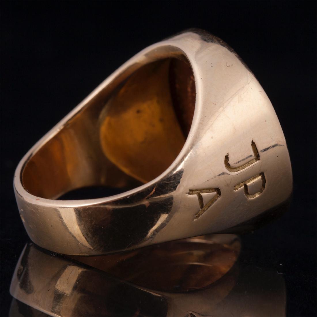 Gold, 18K ring with 20 Franks gold coin — image 3
