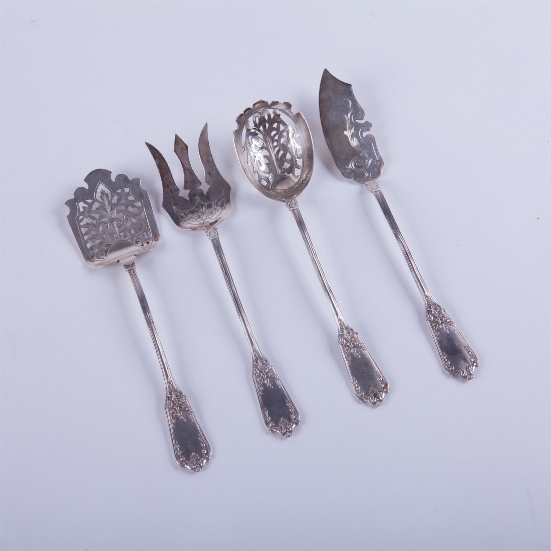 Silver serving set of 4 pieces. — image 2