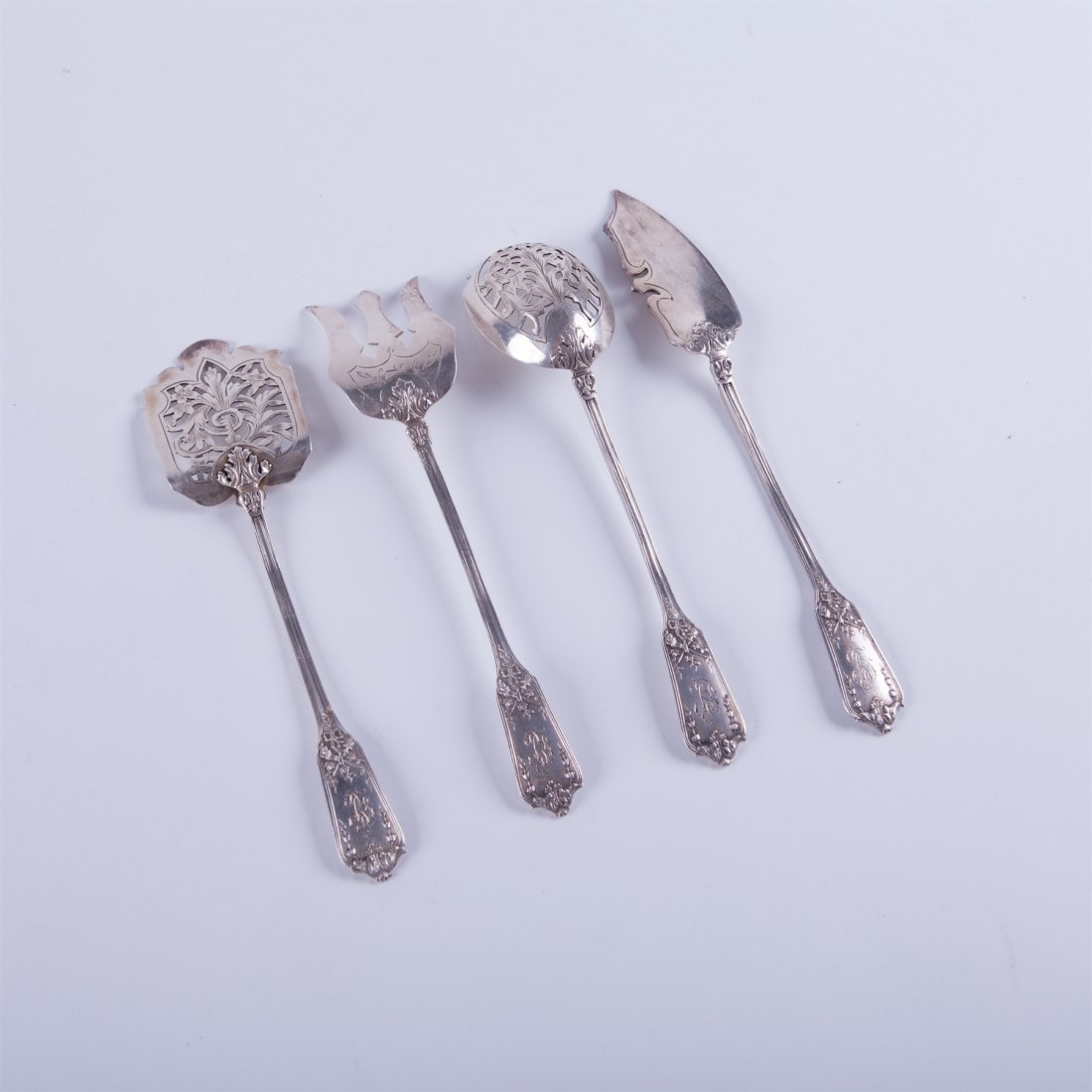 Silver serving set of 4 pieces. — image 3