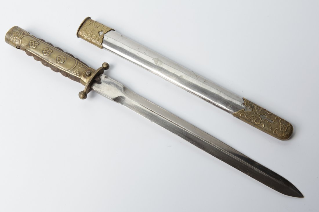Chinese dagger. — image 1