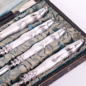Silver set of 4 pieces for meat and salat. — image 2