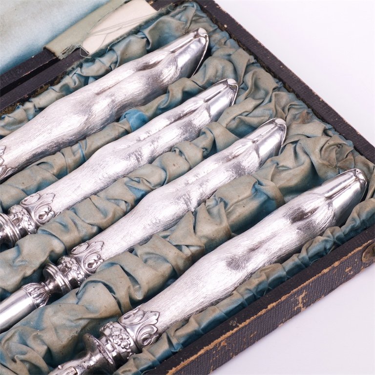 Silver set of 4 pieces for meat and salat. — image 2