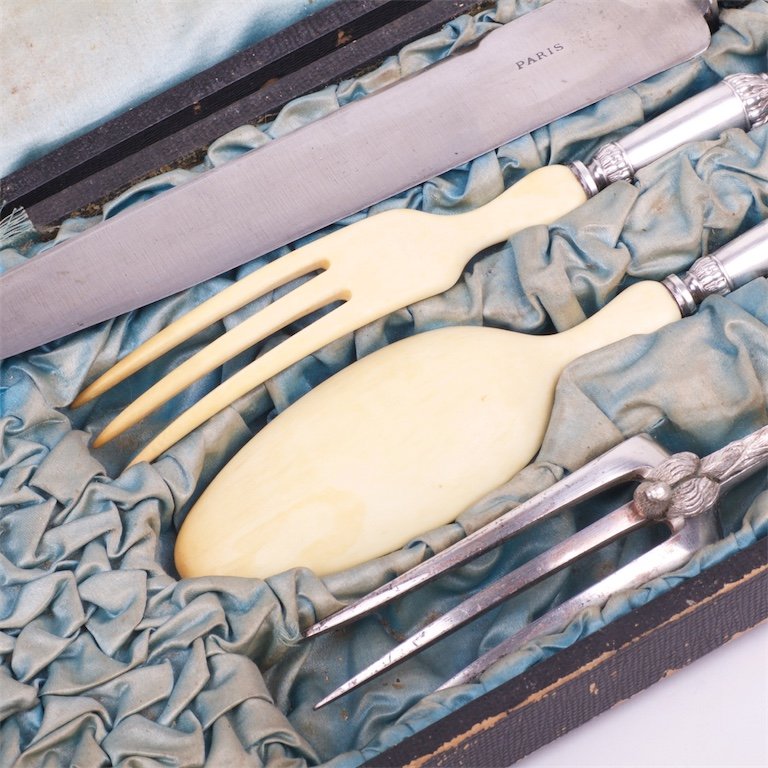 Silver set of 4 pieces for meat and salat. — image 3
