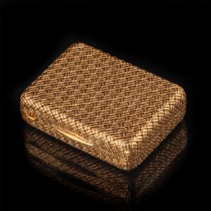 Antique gold, 18K pill box — image 1