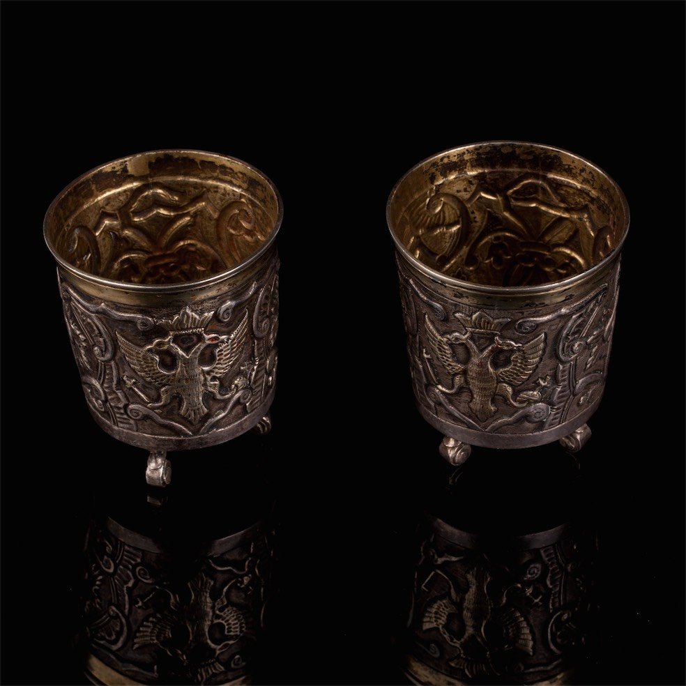 Pair of beakers. Russia, 18th century. — image 2