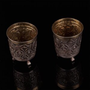 Pair of beakers. Russia, 18th century. — image 3