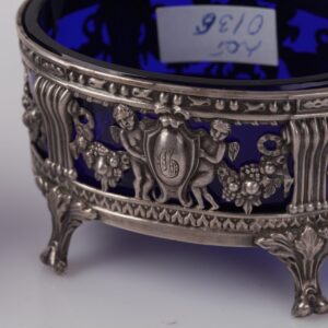 Pair of silver saltcellars. — image 4