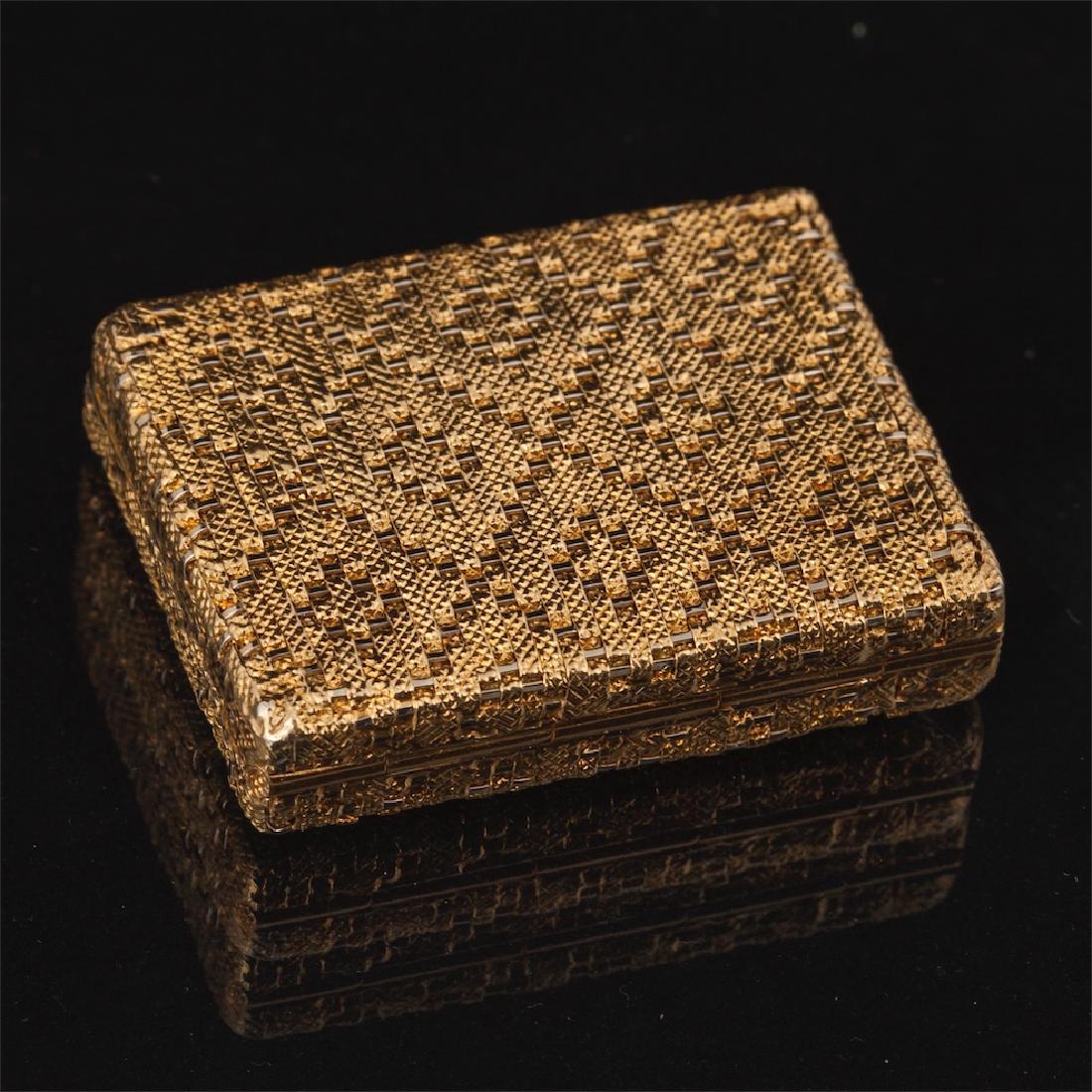 Antique gold, 18K pill box — image 2