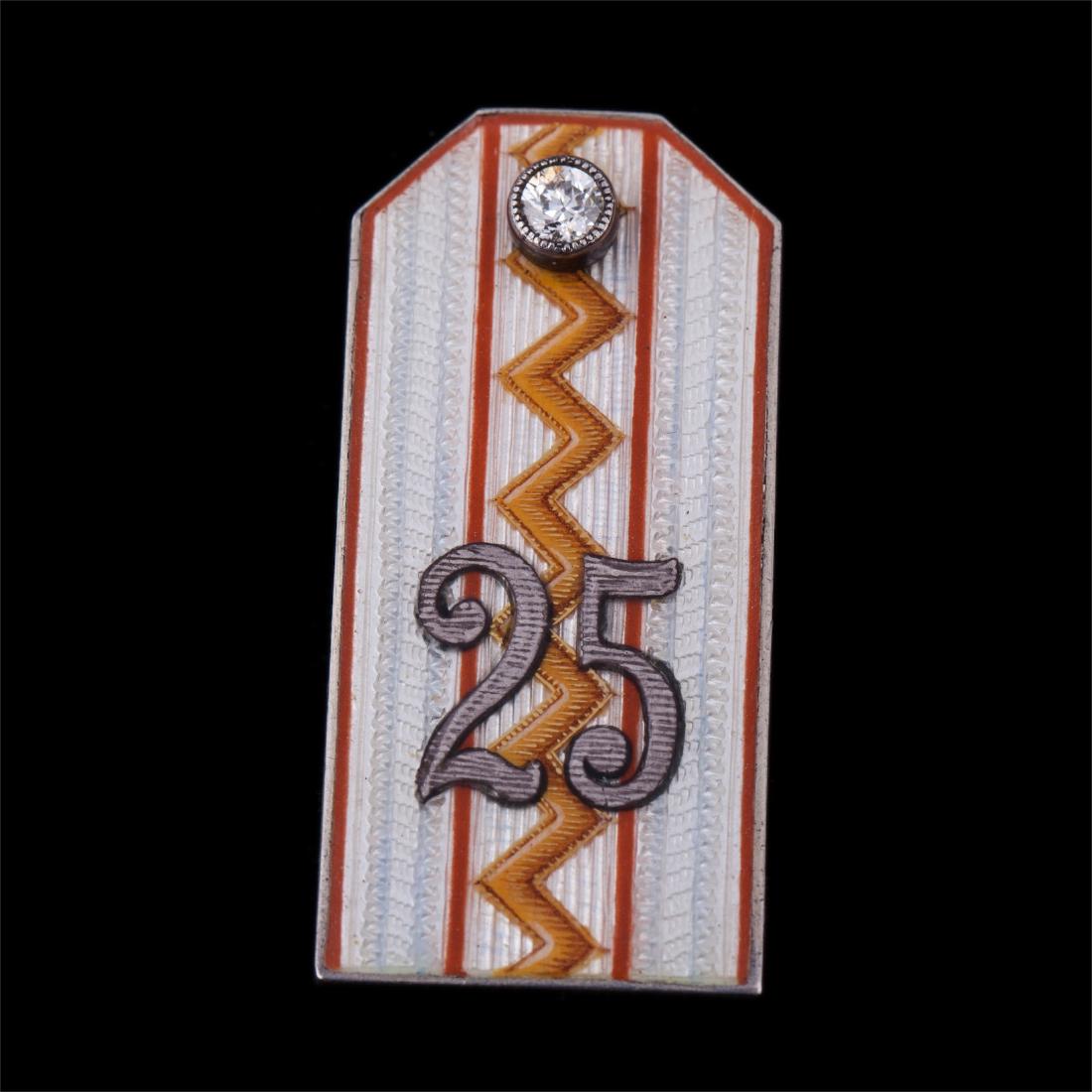 Badge in the shape of officer epaulette — image 1