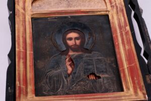 Russian icon of Christ Pantokrator in kiot. — image 3