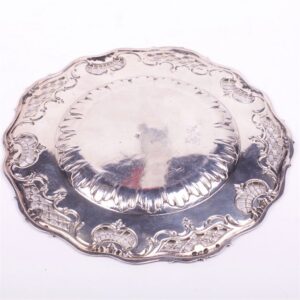 Set of 2 silver plates. French. — image 4