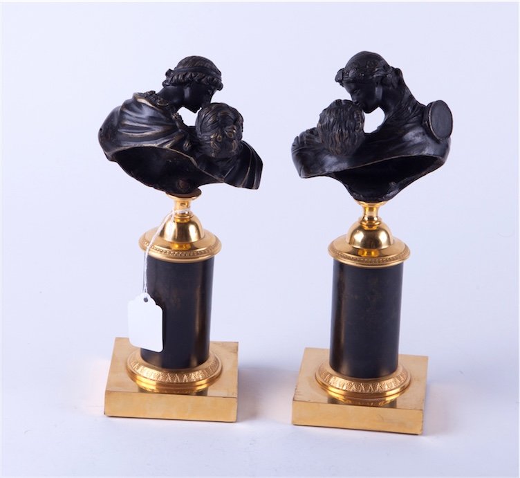 Pair bronze figures "lovers". — image 4