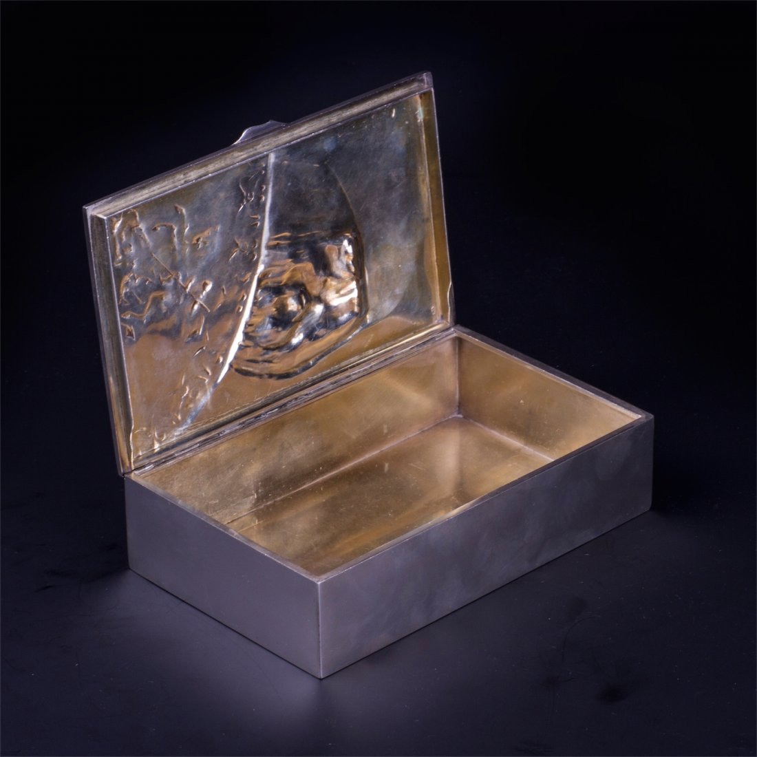 Russian style silver-gilt cigar box with Bogatyr's — image 3