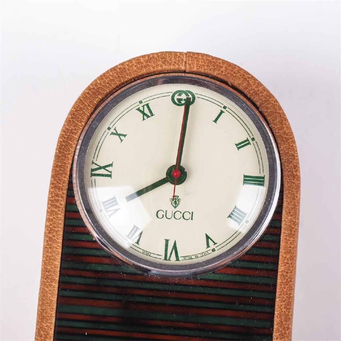 Gucci table stands with clocks and lighter — image 5